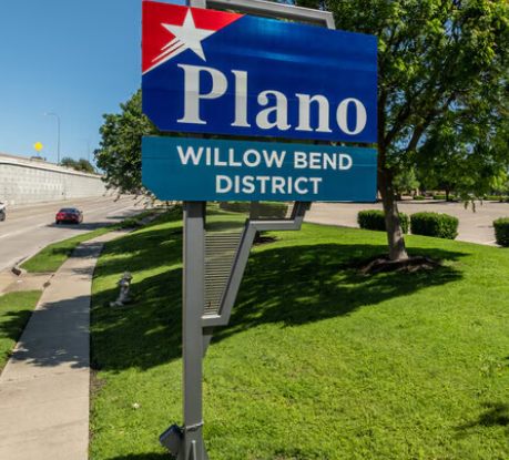 City of Plano Willow Bend District sign near Willow Bend West